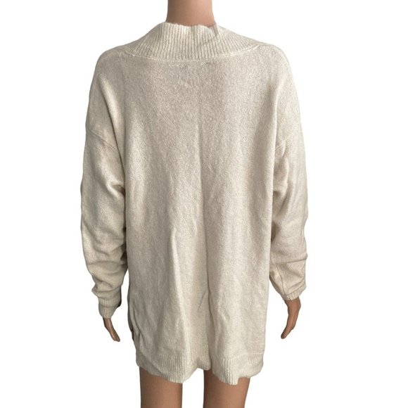 #61 RDI Sweater Womens Size Medium White Vneck Pullover - Picture 2 of 8